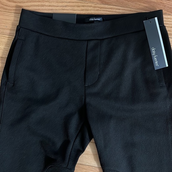 On Sale🌺Daisy Fuentes Truffle Pants - Picture 2 of 5